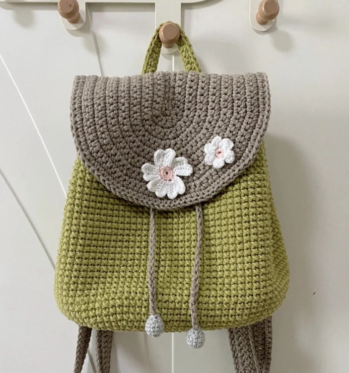 Flower woven backpack